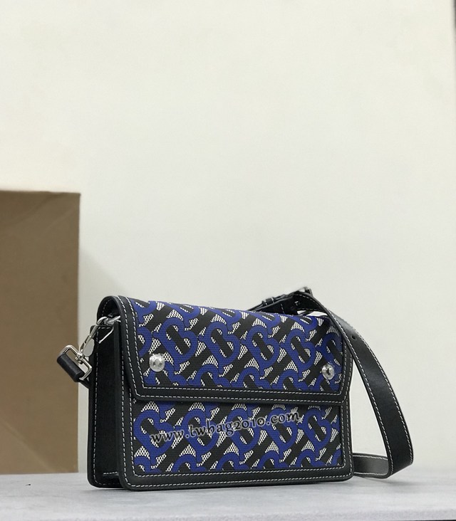 Burberry專門店新款精巧斜背包 巴寶莉品牌Horseferry印花女士肩背包 yxb1163